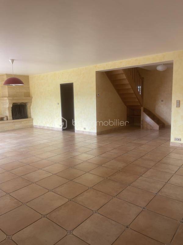 Maison à vendre, 164m², SAINTE MARIE DE CHIGNAC