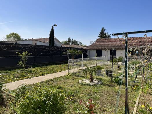 Maison à vendre 475 000 € 5 pièces 4 chambres 105 m² 435 m² de terrain Chassieu le Bas Chassieu 69680