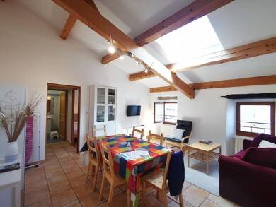 Appartement à louer 530 € 4 pièces 2 chambres 58,5 m² 3ème étage Les Vans 07140