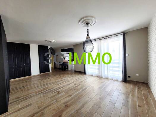 Appartement à vendre 182 000 € 3 pièces 2 chambres 73,43 m² Étage 3/5 Centre Ville Bourges 18000