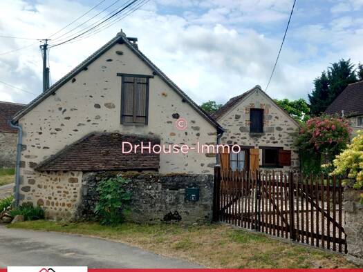 Maison à vendre 44 500 € 1 pièce 1 chambre 40 m² 587 m² de terrain Lignac 36370