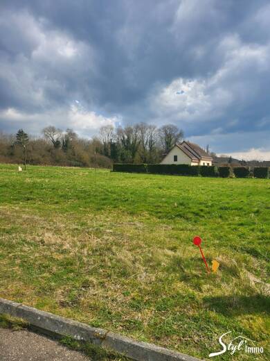 Terrain constructible viabilisé à vendre 41 000 € 1 150 m² de terrain Montfort sur Risle 27290