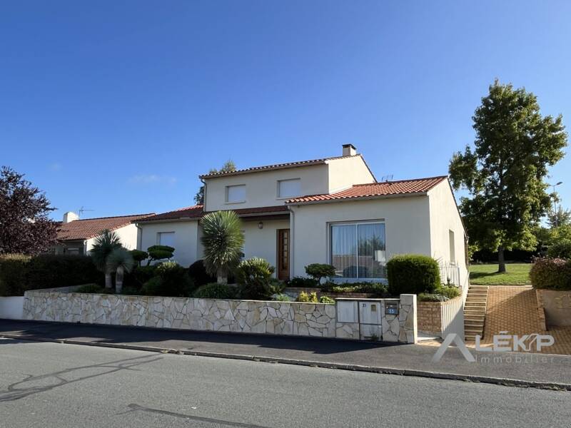 Maison à vendre, 150m², LA ROCHE SUR YON