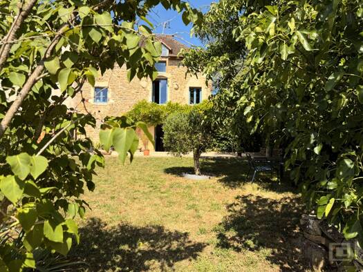 Maison à vendre 385 000 € 7 pièces 4 chambres 157,5 m² Jambles 71640