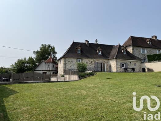 Maison à vendre 364 500 € 4 pièces 3 chambres 105 m² 1 166 m² de terrain Branceilles 19500