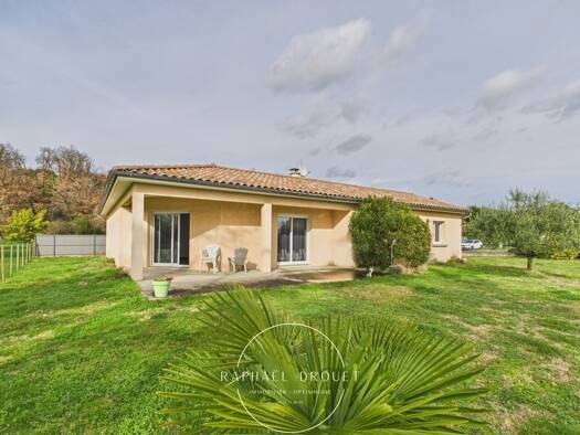 Maison de plain-pied à louer 1 120 € 4 pièces 3 chambres 96 m² 1 500 m² de terrain Bougé-Chambalud 38150