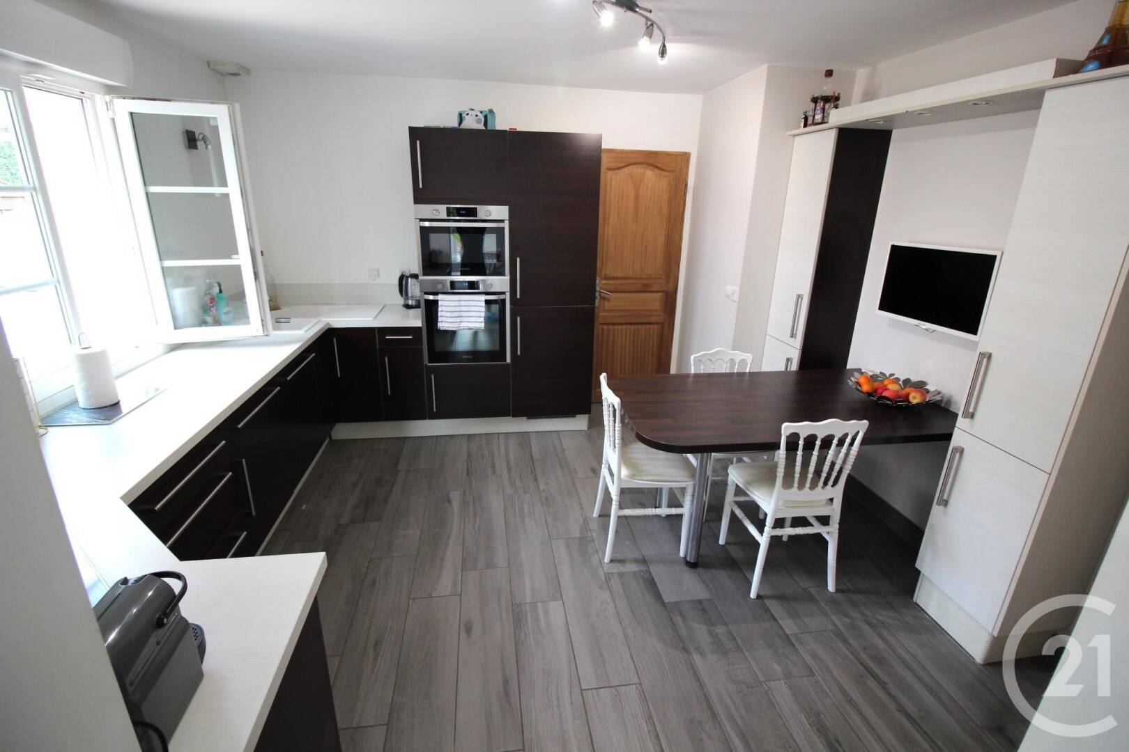 Maison à vendre, 183m², CHAUMONT EN VEXIN