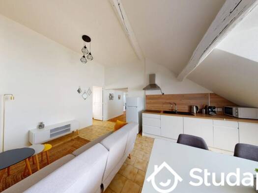 Maison à louer 1 550 € 5 pièces 4 chambres 78 m² dès le 20/04/2026 Barbâtre-Saint Remy-Verrerie Reims 51100