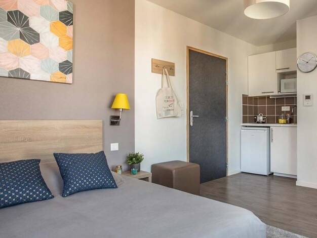 Appartement à louer 554 € 1 pièce 18 m² Grangier Dijon 21000