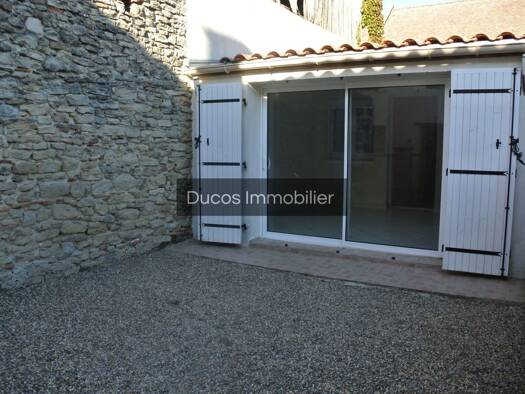 Appartement à louer 495 € 2 pièces 1 chambre 42,4 m² RDC Lévignac-de-Guyenne 47120