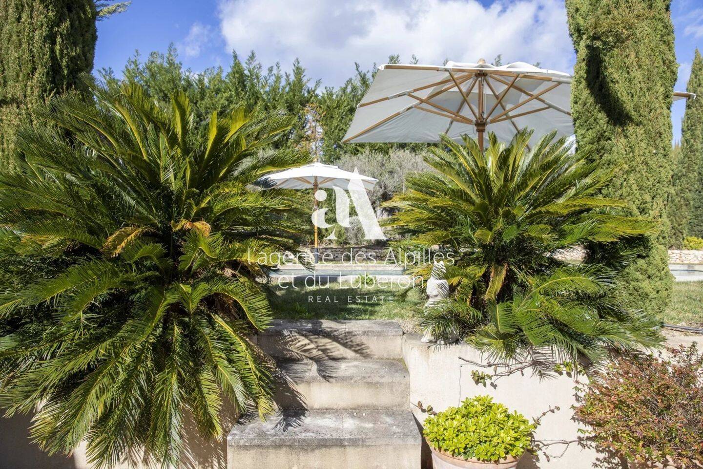 Maison à vendre, 280m², MAUSSANE LES ALPILLES