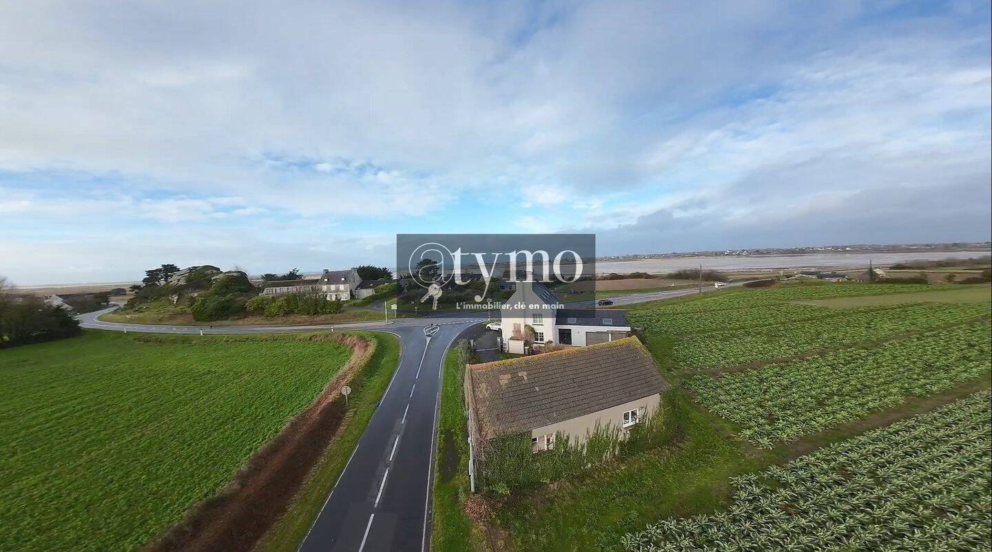 Maison à vendre, 184m², PLOUNEVEZ LOCHRIST