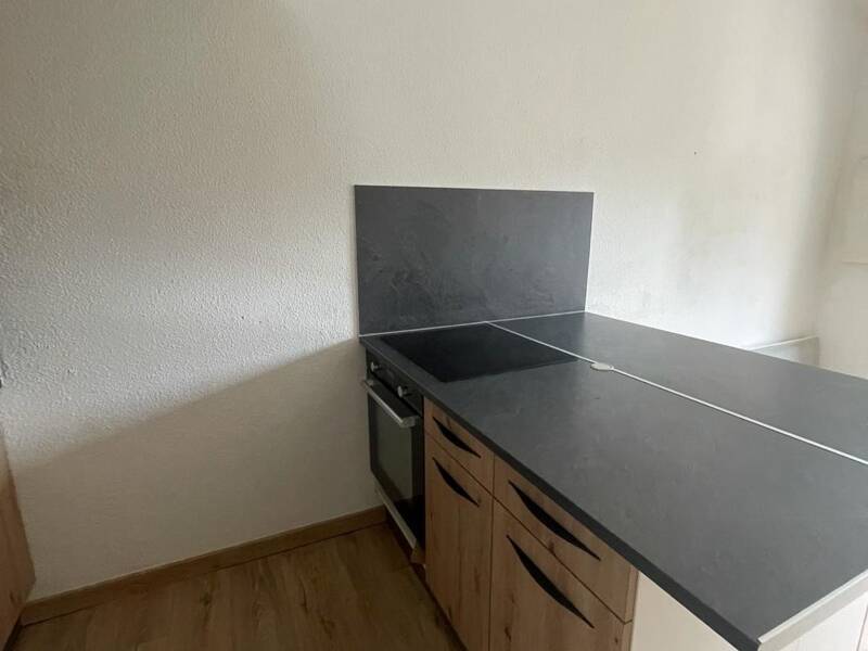 Maison à louer, 28m², EYGUIERES