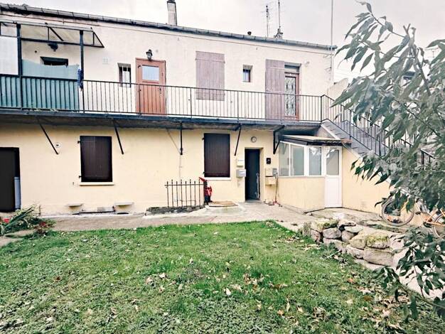 Appartement à vendre 109 900 € 3 pièces 2 chambres 37,9 m² 2 étages Vieux Persan Persan 95340