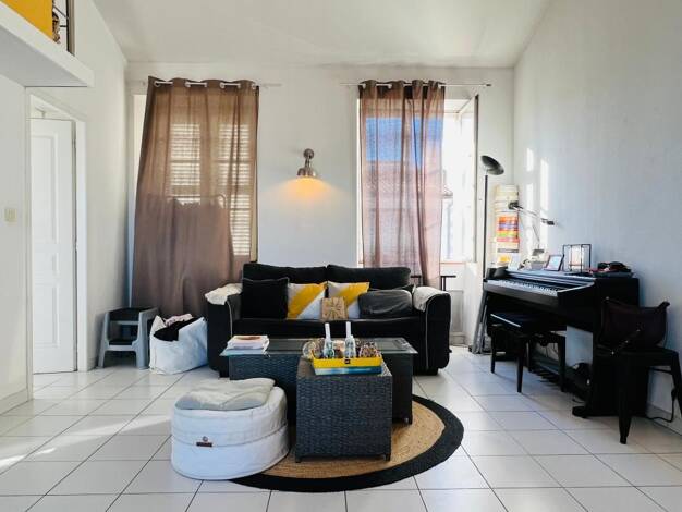 Appartement à vendre 283 500 € 2 pièces 1 chambre 44,4 m² Étage 2/2 Saint-Martin-de-Ré 17410