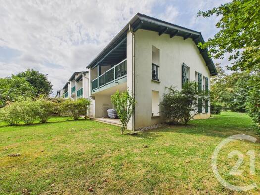 Appartement à vendre 265 000 € 3 pièces 2 chambres 63,7 m² RDC Espelette 64250