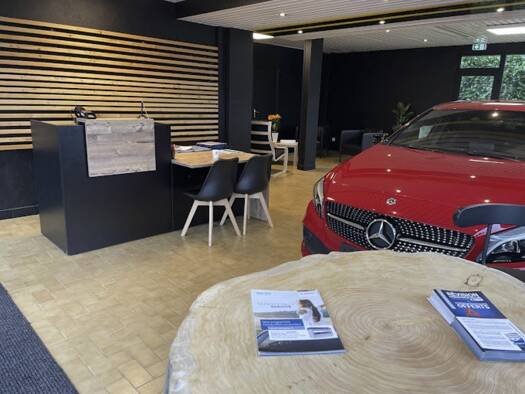 Espace bureau à louer 1 900 € 422 m² de bureaux Treboul Douarnenez 29100