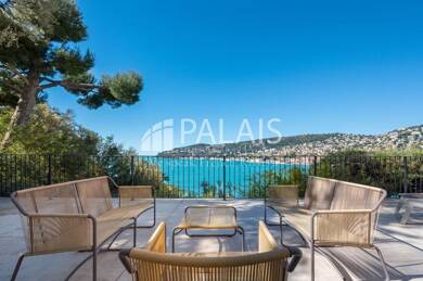 Villa à vendre 4 100 000 € 5 pièces 3 chambres 197 m² 120 m² de terrain Villefranche-sur-Mer 06230