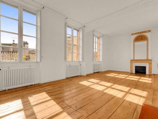 Duplex à vendre 730 000 € 7 pièces 4 chambres 160,9 m² Étage 2/2 Toulouse 31000