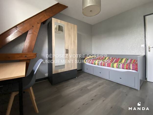 Studio à louer 495 € 8 pièces 7 chambres 13 m² 2ème étage Les Changis Rosny-sous-Bois 93110