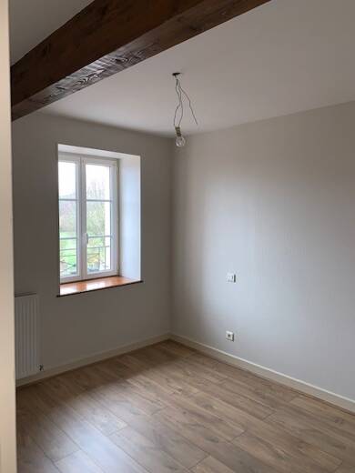 Appartement à louer 594 € 4 pièces 3 chambres 74 m² RDC La Roche-en-Brenil 21530