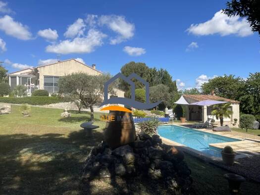 Villa à vendre 688 000 € 4 pièces 3 chambres 143 m² Éguilles 13510