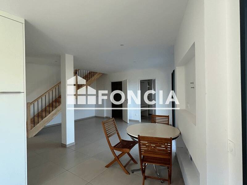 Maison à louer, 114m², SEGNY