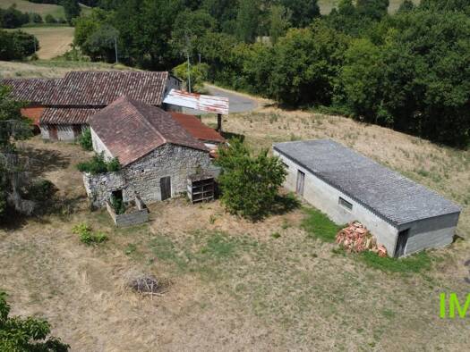 Ferme à vendre 148 400 € 5 pièces 4 chambres 378 m² 3 315 m² de terrain Est Bon-Encontre 47240