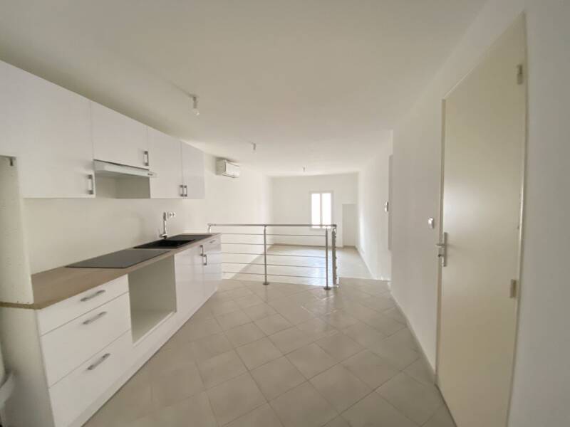 Maison à louer, 50m², TOURVES