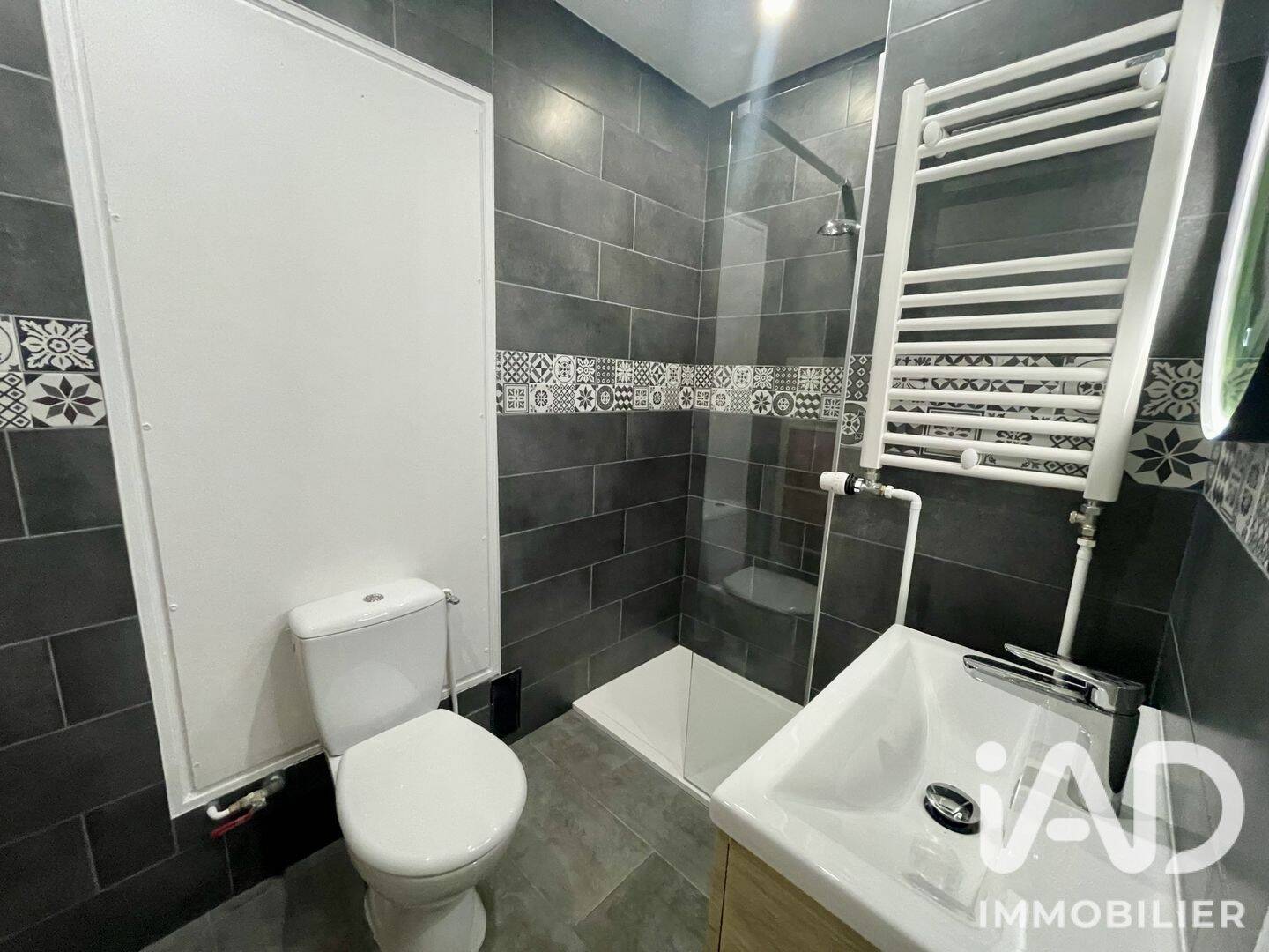 Location Appartement 1 pièce — 7