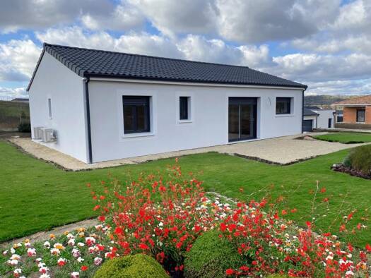 Terrain avec maison neuve à vendre 150 000 € 1 chambre 90 m² Thiviers 24800