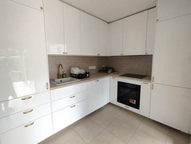 Appartement à louer 2 060 € 3 pièces 2 chambres 66,7 m² Étage 4/5 Sud Ouest St Julien en Genevois 74160