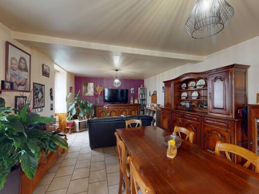 Maison à vendre 129 000 € 4 pièces 3 chambres 105 m² 253 m² de terrain Donnemarie-Dontilly 77520