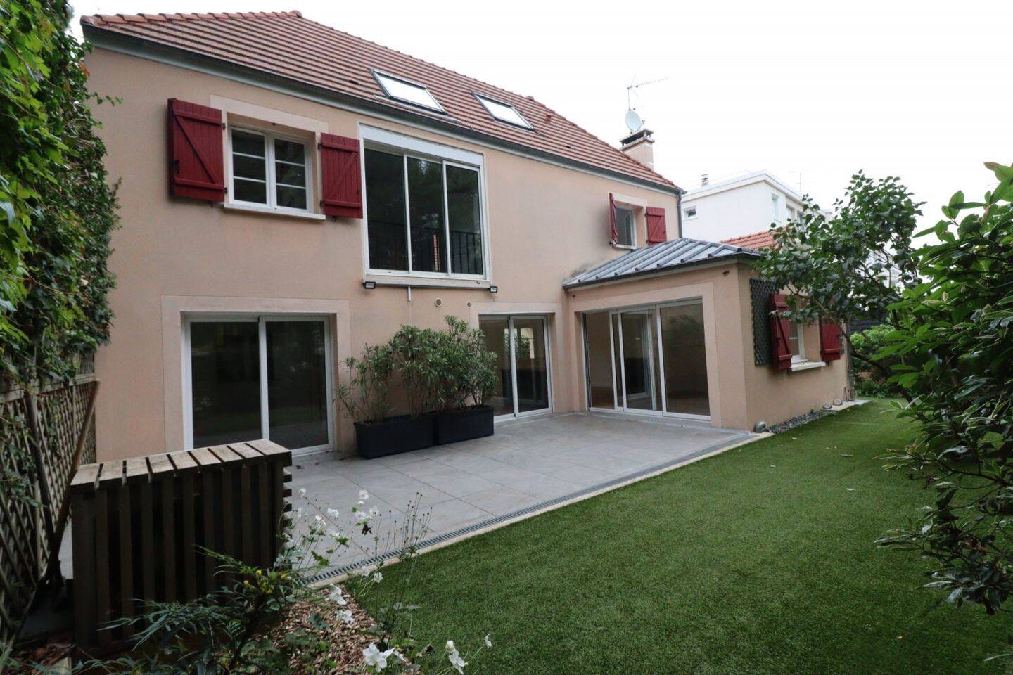 Maison à louer, 180m², NANTERRE