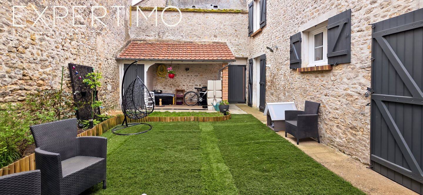 Maison à vendre, 112m², ESTOUCHES