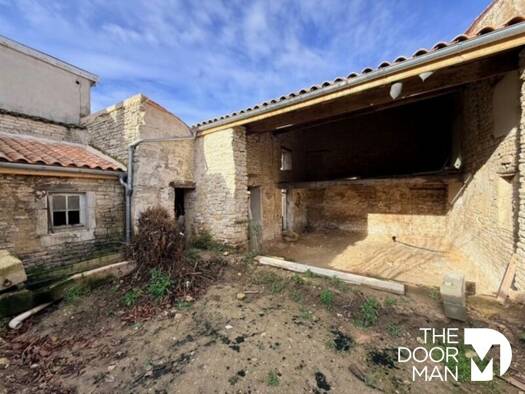 Appartement à vendre 104 000 € 2 pièces 2 chambres 90 m² Mauzé-sur-le-Mignon 79210