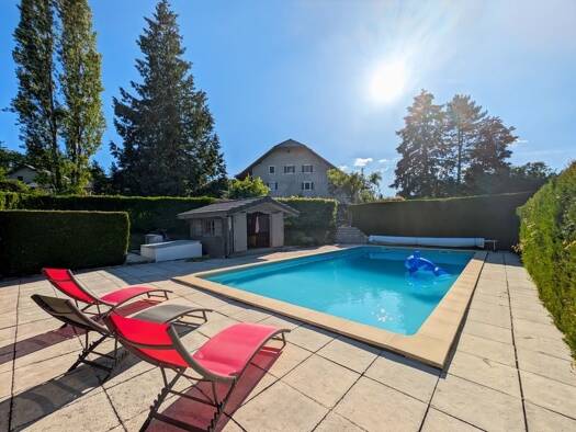 Maison à vendre 1 050 000 € 8 pièces 5 chambres 212 m² 6 867 m² de terrain Cercier 74350
