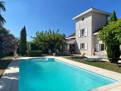 Maison à vendre 549 000 € 7 pièces 4 chambres 156 m² La Buisse 38500