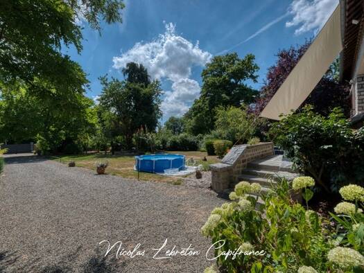 Maison à vendre 255 000 € 8 pièces 6 chambres 187 m² 14 306 m² de terrain Briouze 61220