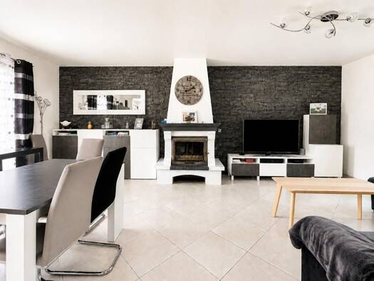 Maison à vendre 549 000 € 6 pièces 4 chambres 146 m² 476 m² de terrain Montévrain 77144