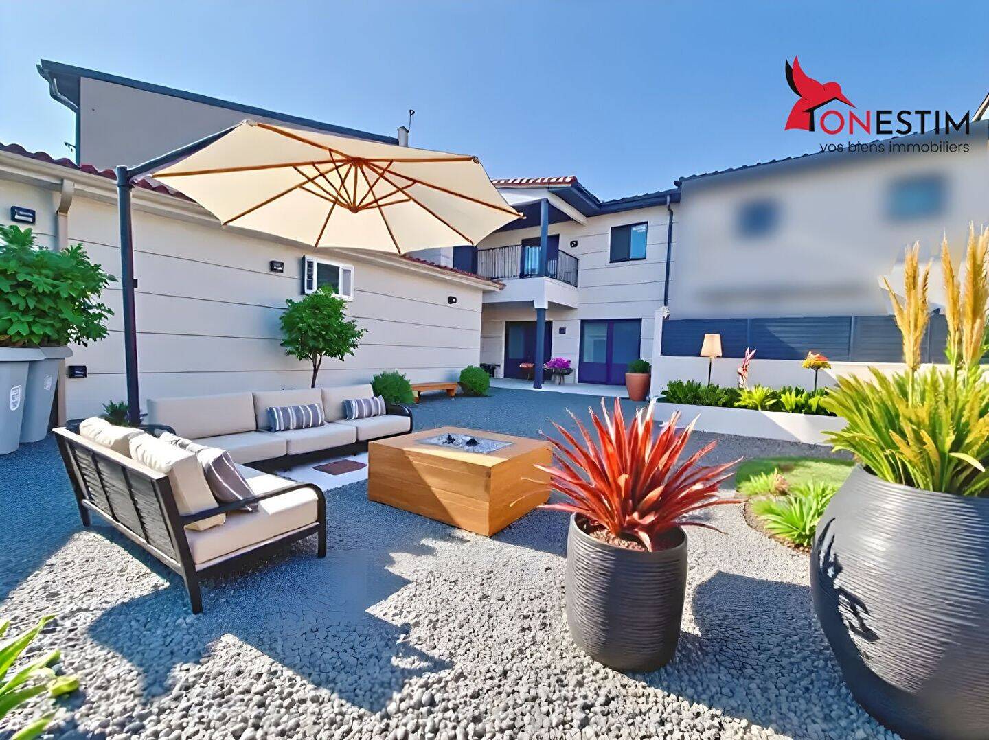 Maison à vendre, 197m², SURY LE COMTAL