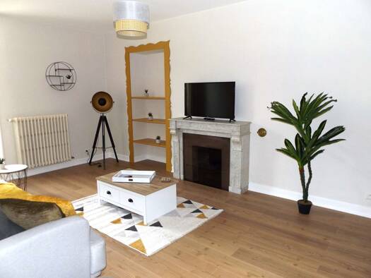 Colocation à louer 500 € 1 pièce 80 m² 2ème étage Centre Ville Albertville 73200