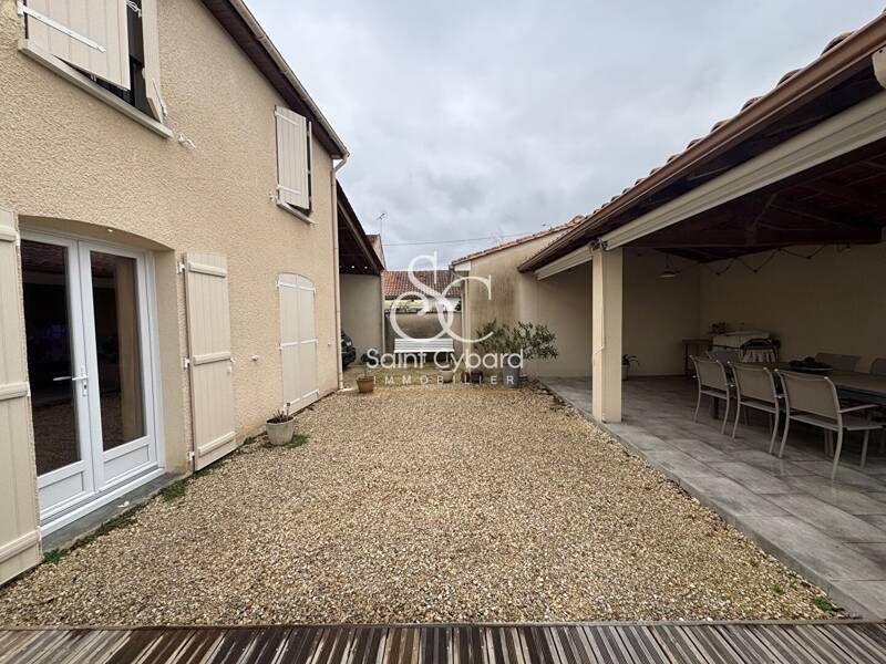 Maison à vendre, 128m², SAINT YRIEIX SUR CHARENTE