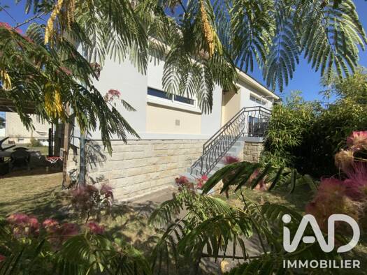 Maison à vendre 193 000 € 4 pièces 4 chambres 91 m² 459 m² de terrain Sud Segré-en-Anjou Bleu 49500