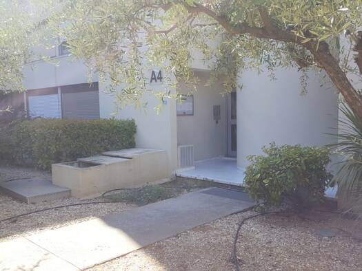 Appartement à louer 475 € 1 pièce 20 m² 1er étage Hôpitaux-Facultés Montpellier 34090