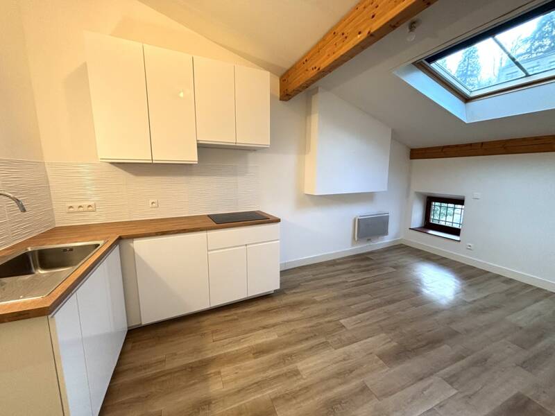 Maison à louer, 44m², SAINT ETIENNE