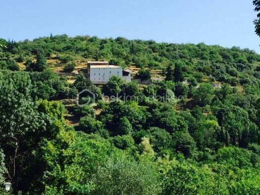 Maison à vendre 780 000 € 14 pièces 9 chambres 285 m² 25 000 m² de terrain Ouest Le Vigan 30120