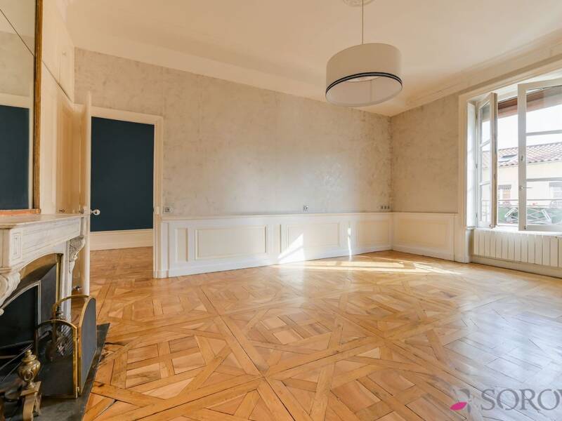 Maison à louer, 127m², LYON 2E