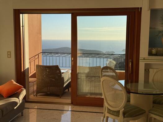 Appartement à louer - Première occupation 3 880 € 2 pièces 1 chambre 42 m² Èze 06360