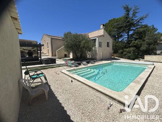 Maison à vendre 379 000 € 5 pièces 4 chambres 120 m² Aramon 30390